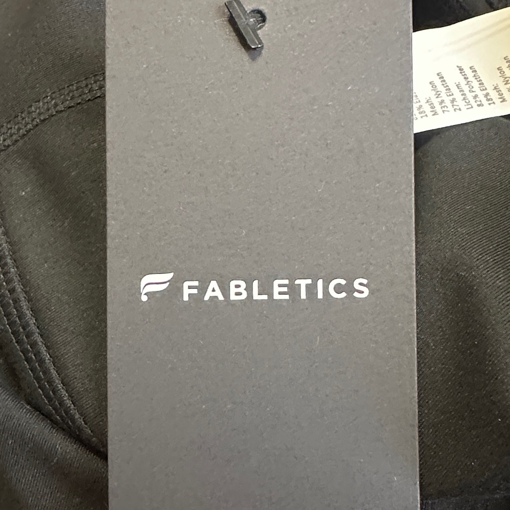 Fabletics Black Capris - Picture 6 of 8